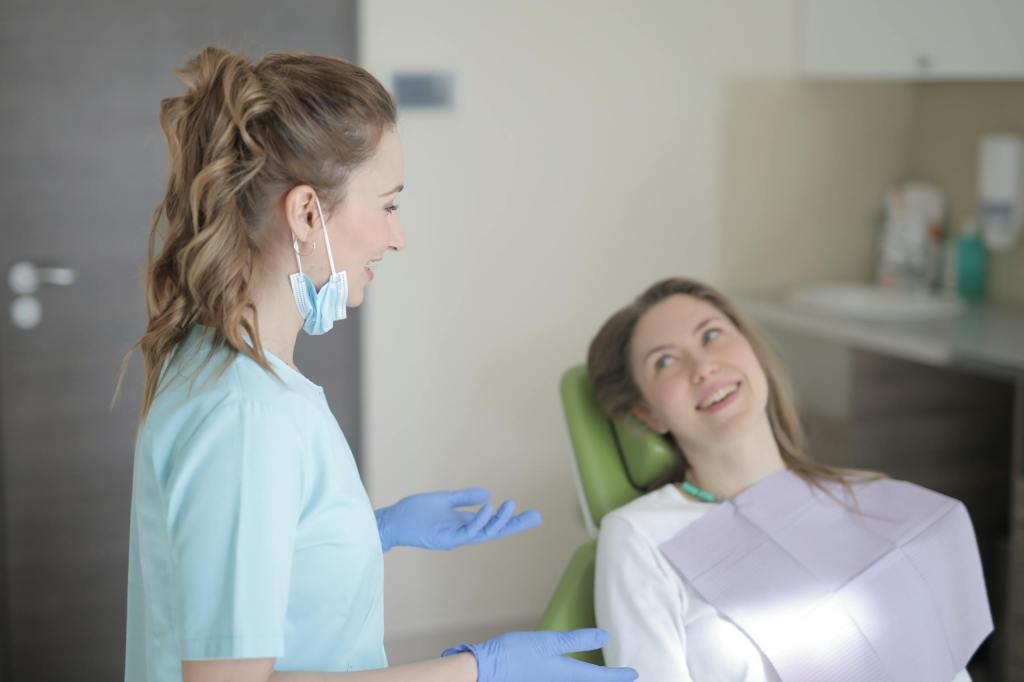 A British woman getting a health check-up after leaning how to get health insurance in the USA